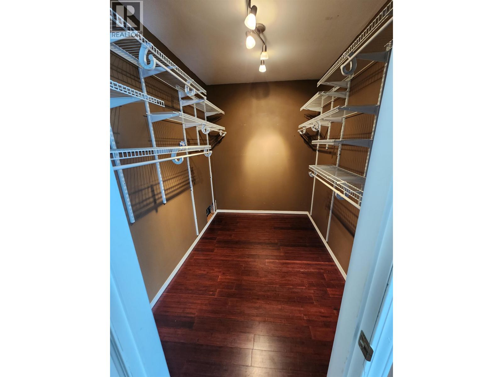 7615 PEARL DRIVE - 6