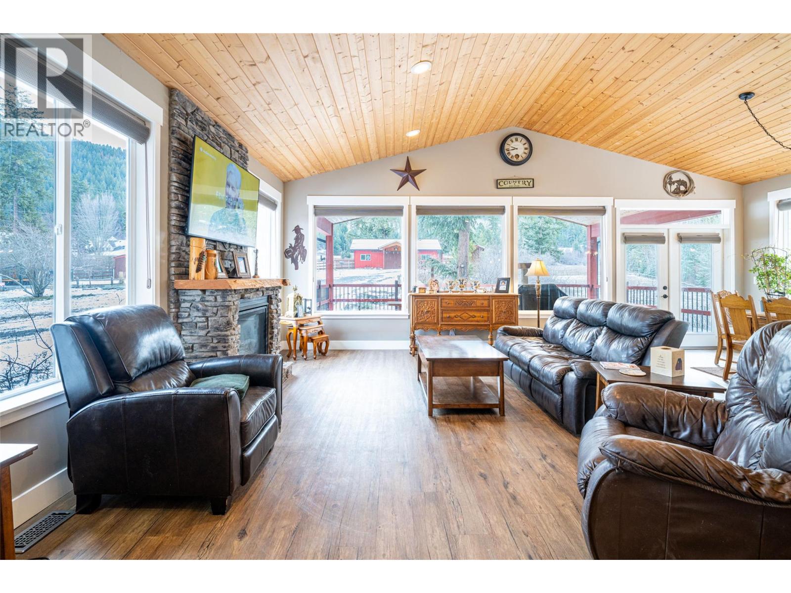  6440 Okanagan Avenue Southeast, Salmon Arm