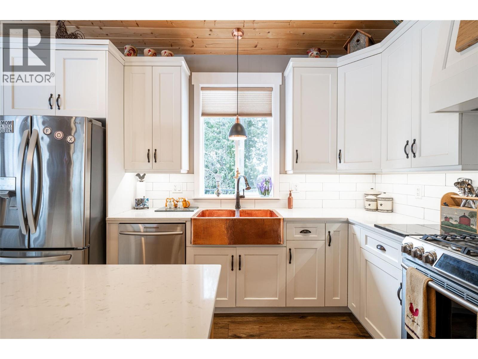  6440 Okanagan Avenue Southeast, Salmon Arm