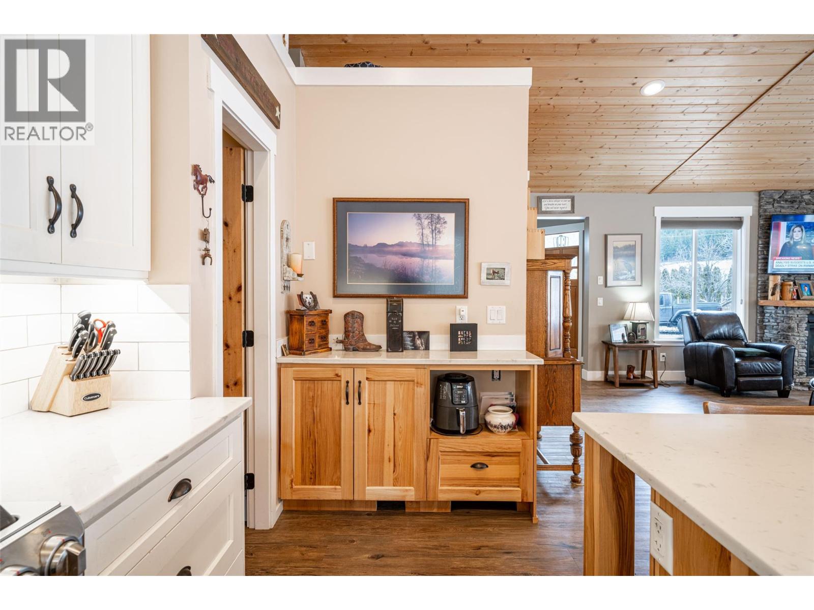  6440 Okanagan Avenue Southeast, Salmon Arm