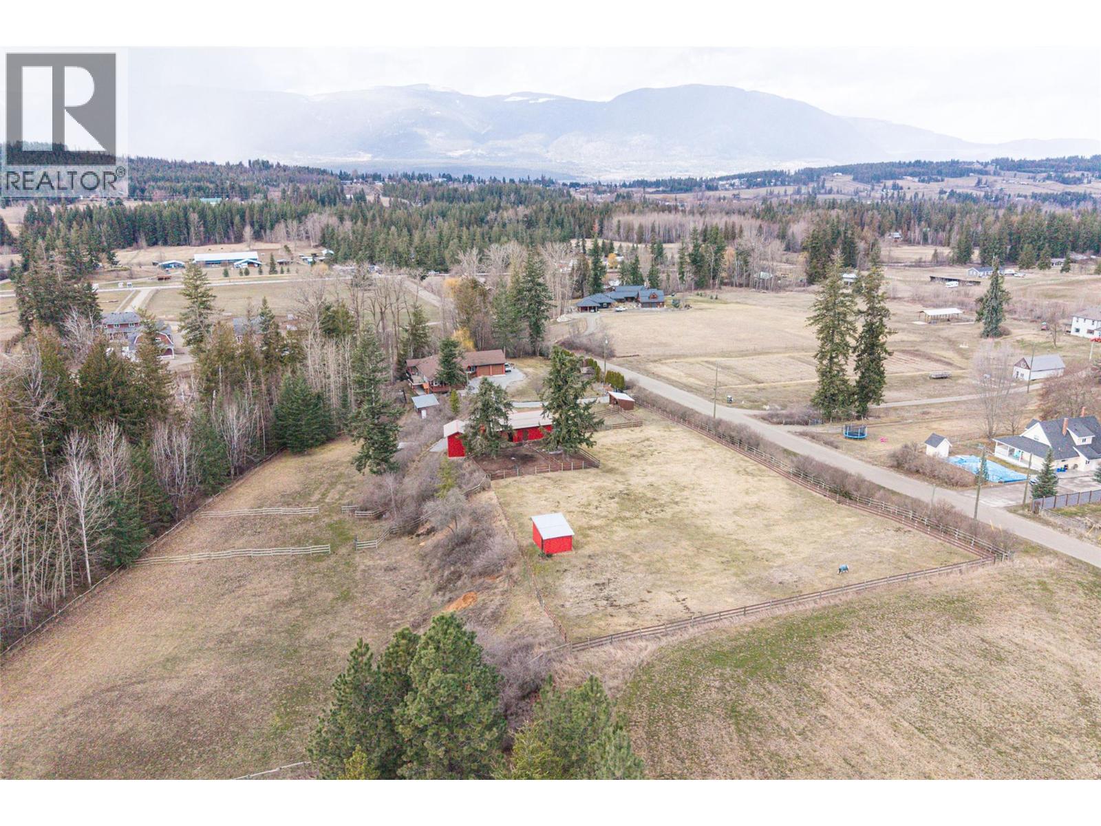  6440 Okanagan Avenue Southeast, Salmon Arm