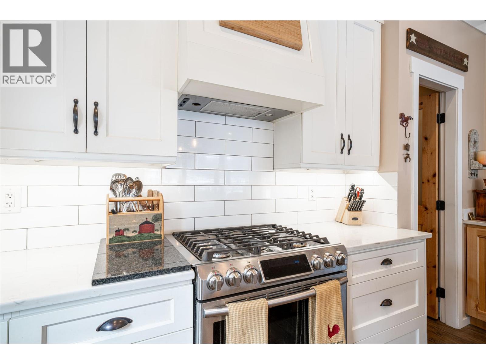  6440 Okanagan Avenue Southeast, Salmon Arm