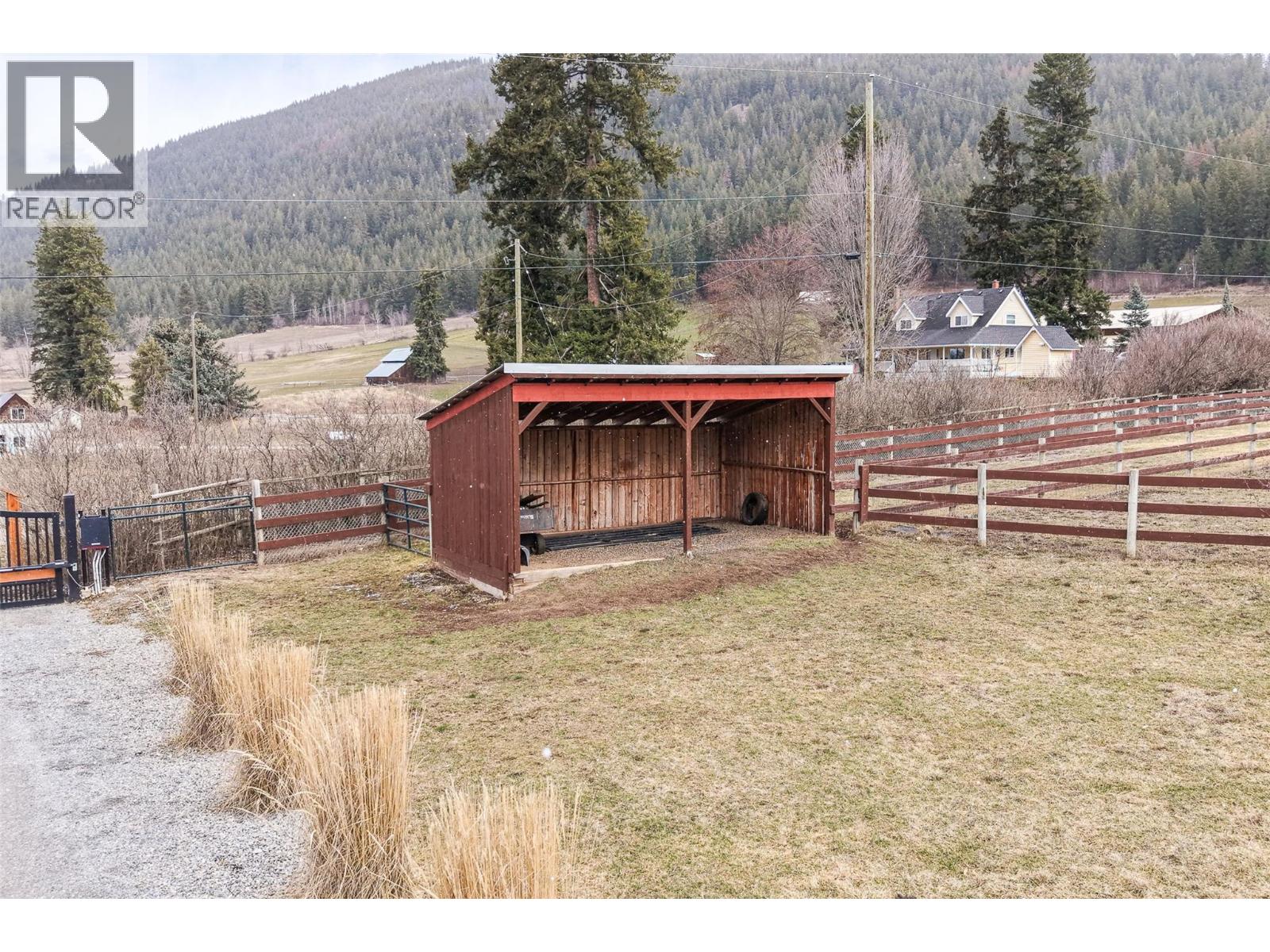  6440 Okanagan Avenue Southeast, Salmon Arm