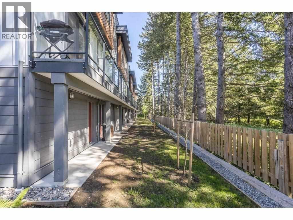 52 39769 GOVERNMENT ROAD, Squamish