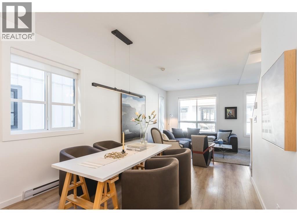 52 39769 GOVERNMENT ROAD, Squamish