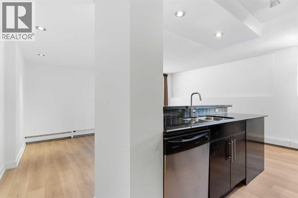 Single Family House for Sale in   A Street SW Bankview Calgary 