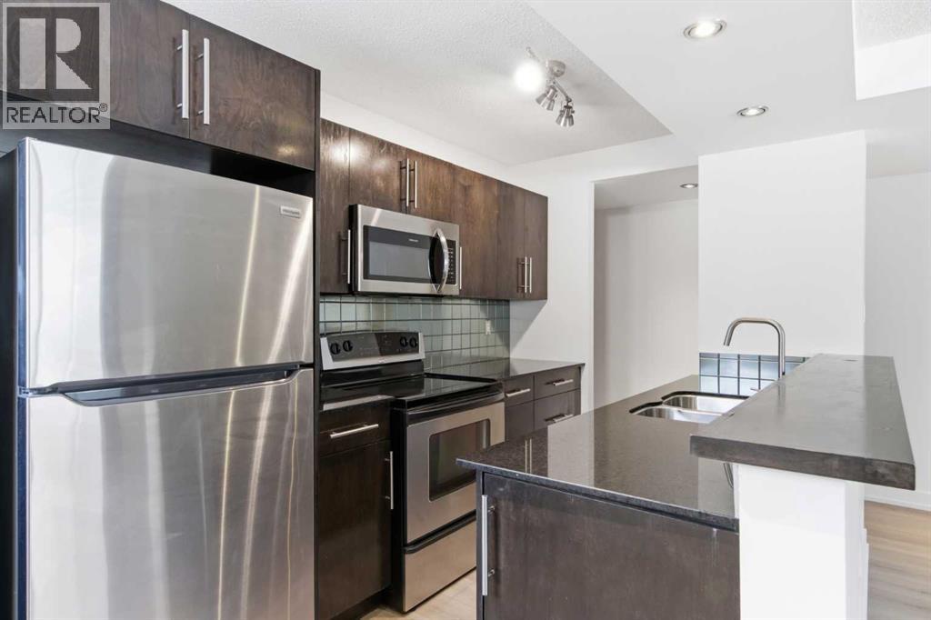 Single Family House for Sale in   A Street SW Bankview Calgary 