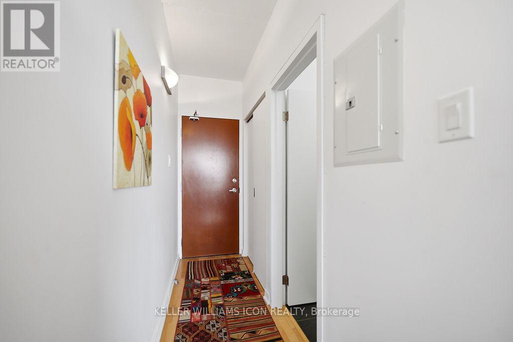 #1301 324 LAURIER AVENUE W - 13
