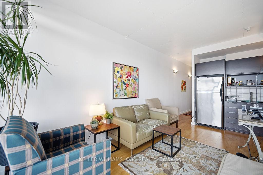 #1301 324 LAURIER AVENUE W - 16
