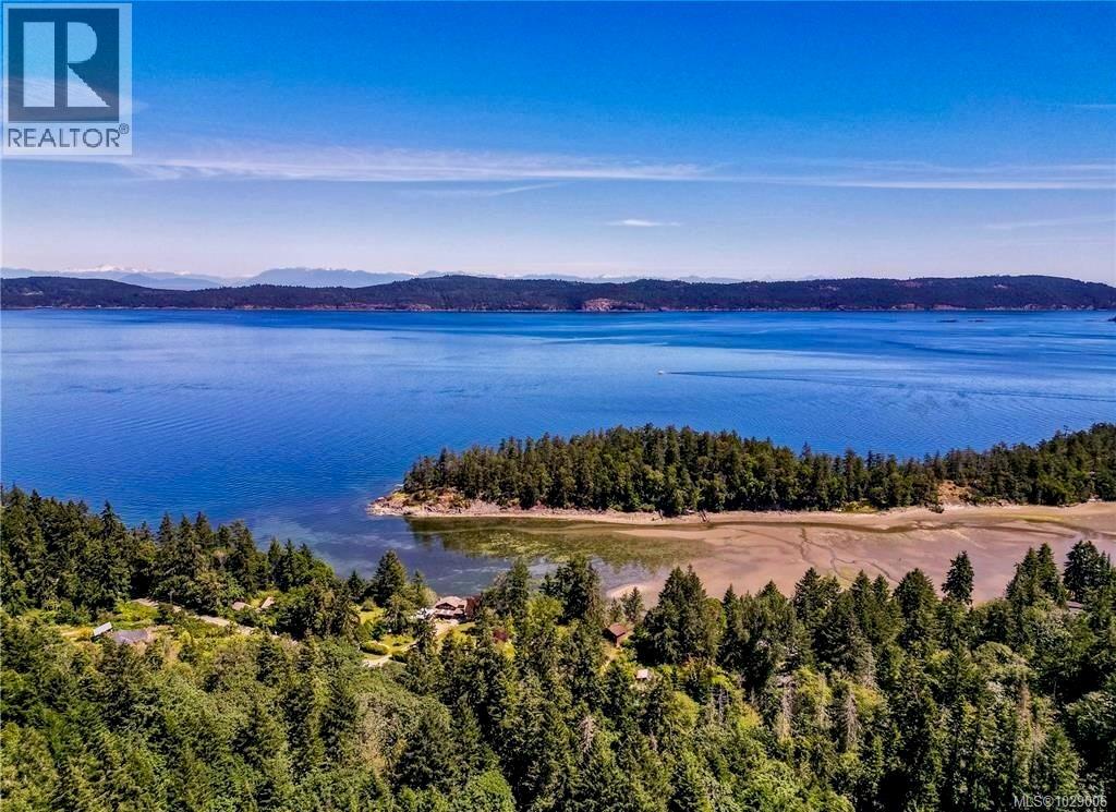  174 Victoria Street, Salt Spring