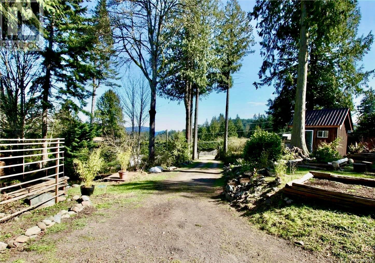  174 Victoria Street, Salt Spring