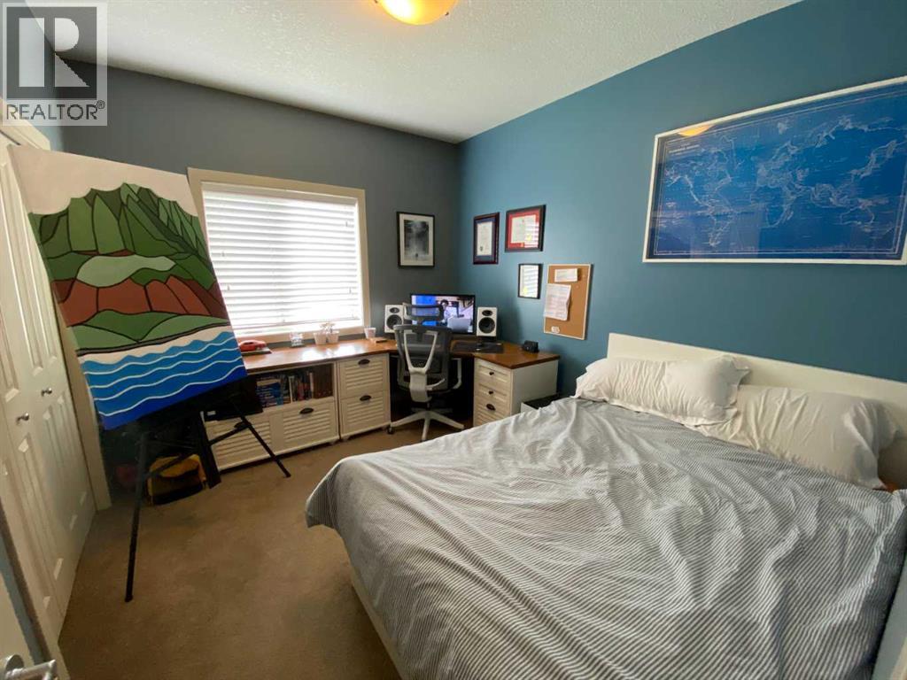 Single Family House for Sale in    Avenue SW Sunalta Calgary 