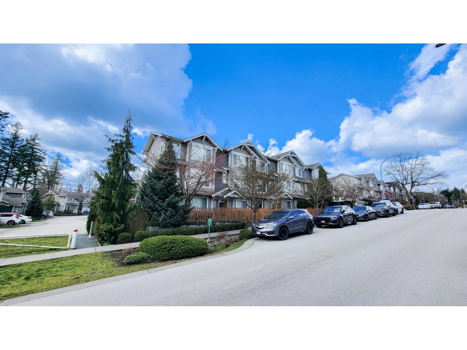 4 7059 210 Street - main photo