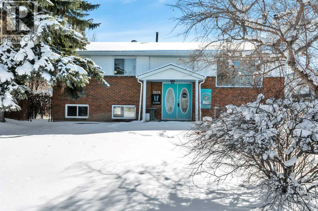 5223 48 Avenue, Sylvan Lake