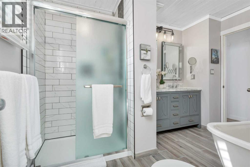 5223 48 Avenue, Sylvan Lake