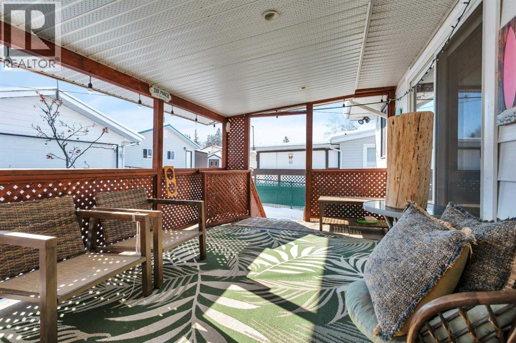 5223 48 Avenue, Sylvan Lake