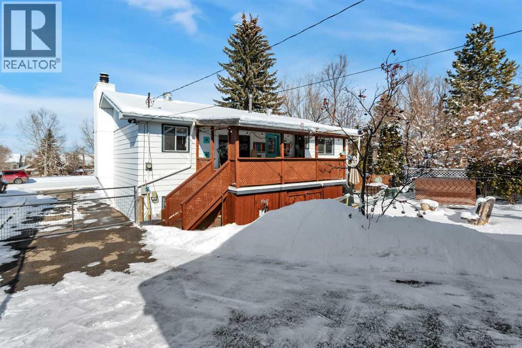 5223 48 Avenue, Sylvan Lake