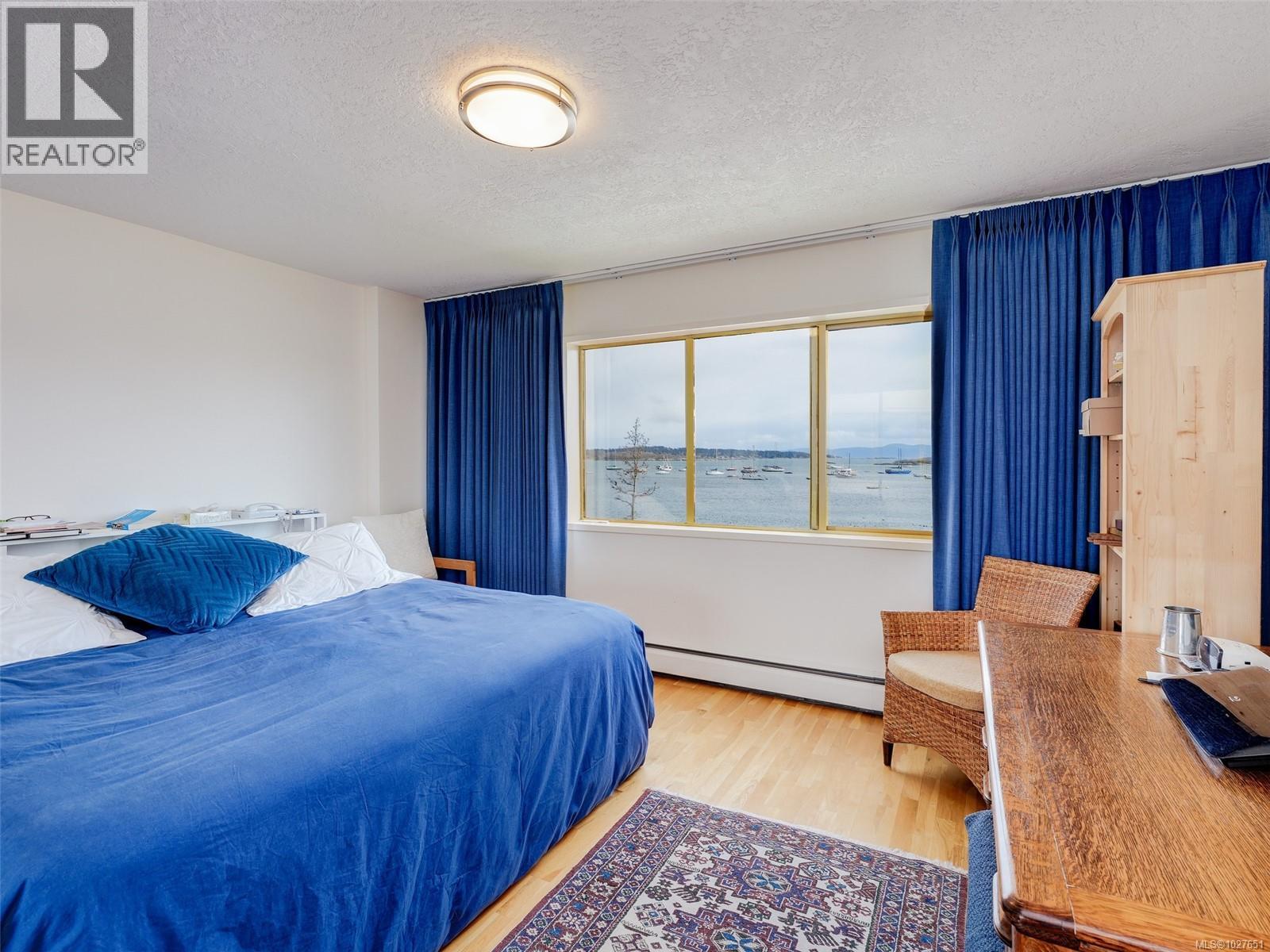 202 1440 Beach Drive, Oak Bay