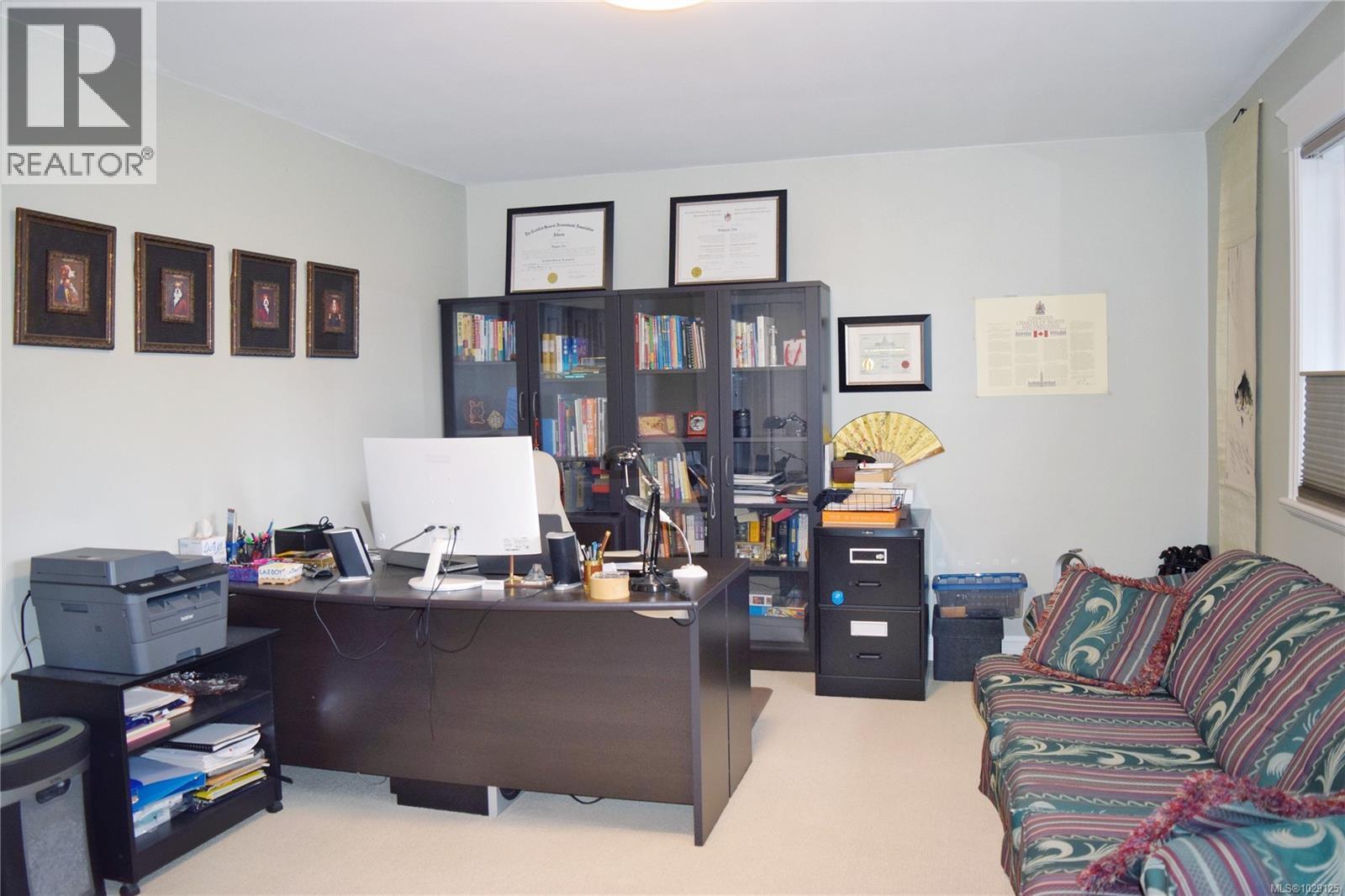  2201 ARBUTUS COVE Lane, Saanich