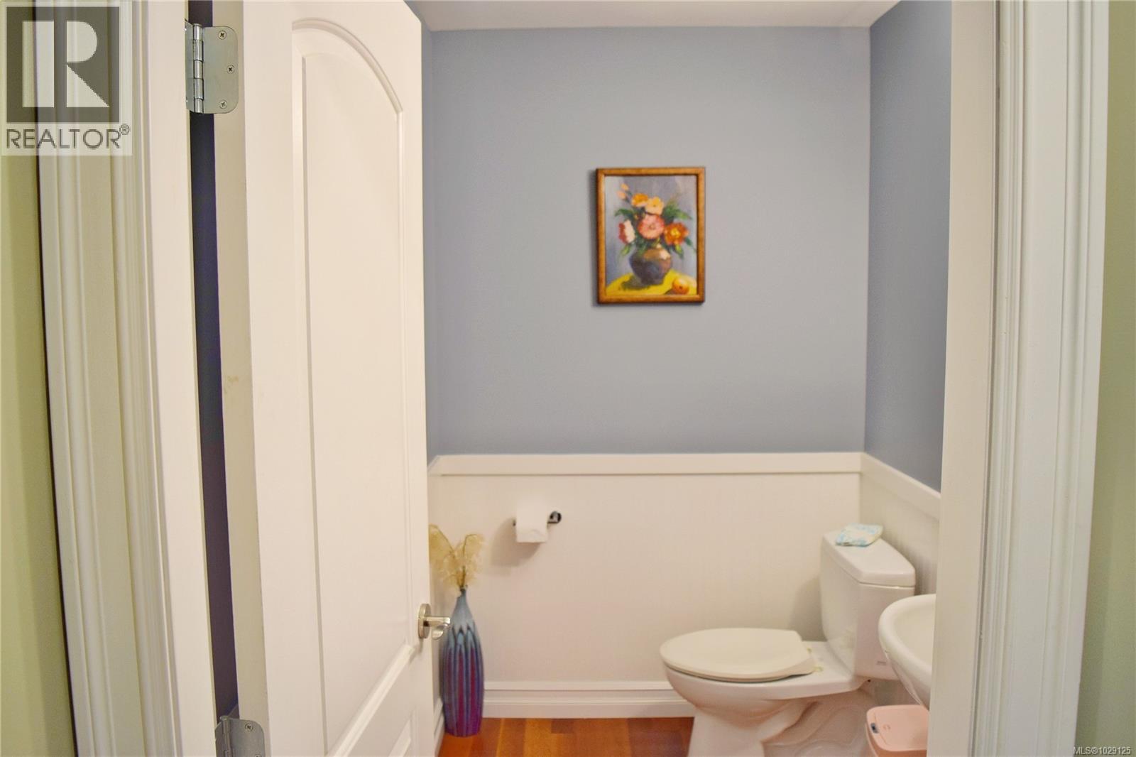  2201 ARBUTUS COVE Lane, Saanich