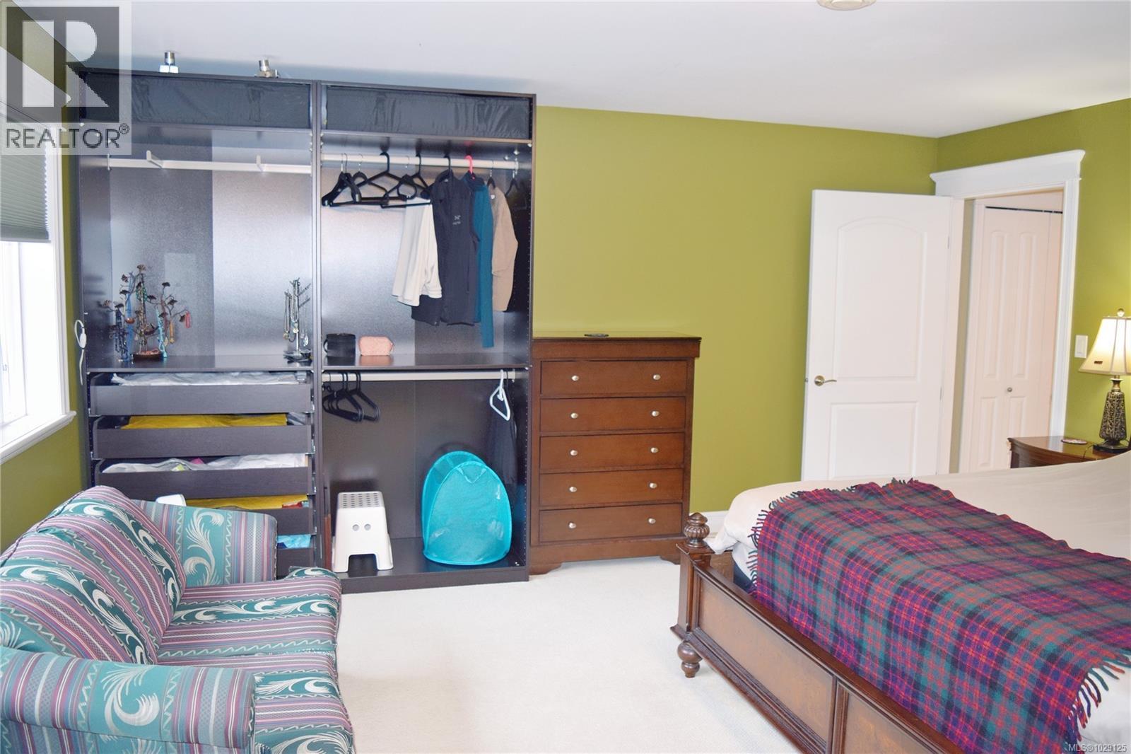  2201 ARBUTUS COVE Lane, Saanich