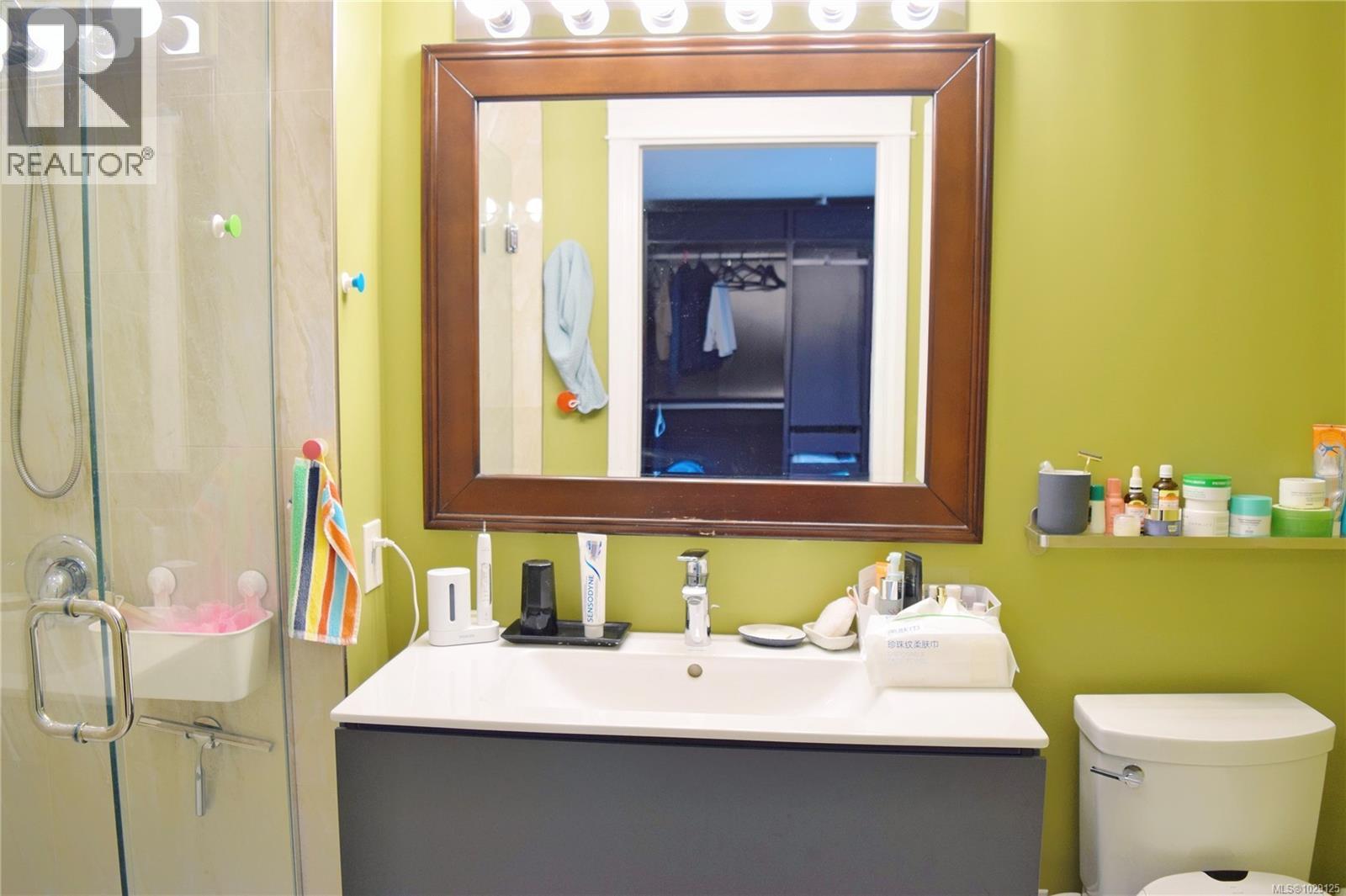  2201 ARBUTUS COVE Lane, Saanich