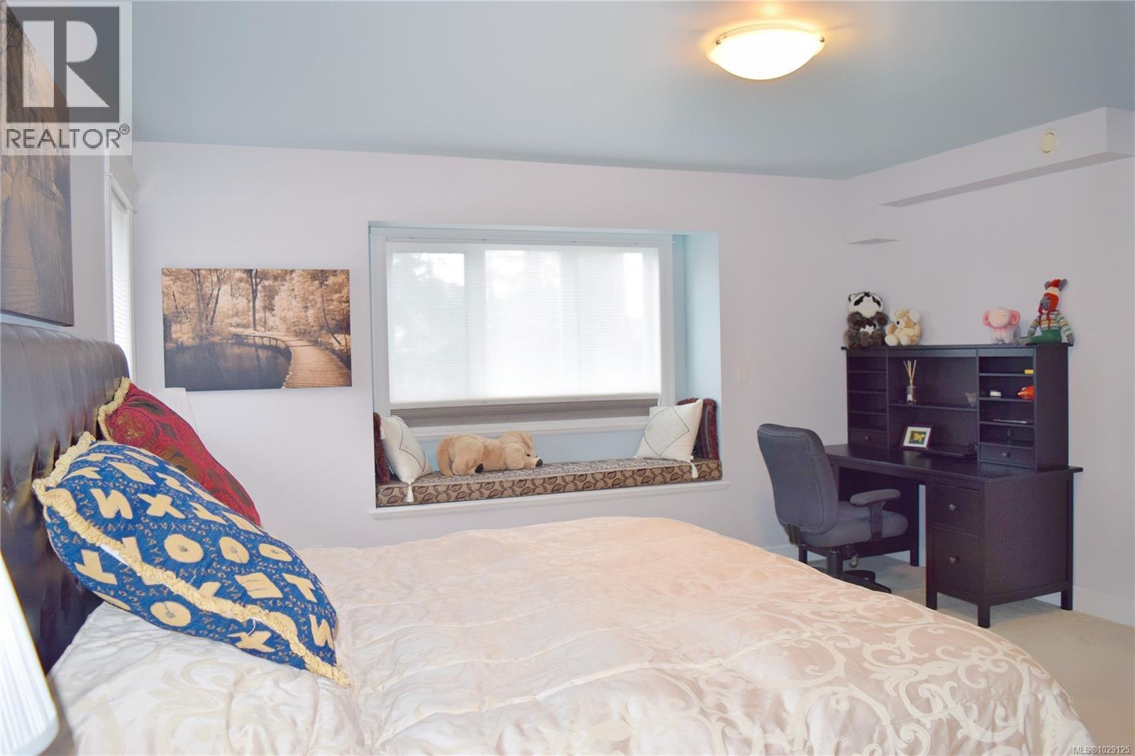  2201 ARBUTUS COVE Lane, Saanich