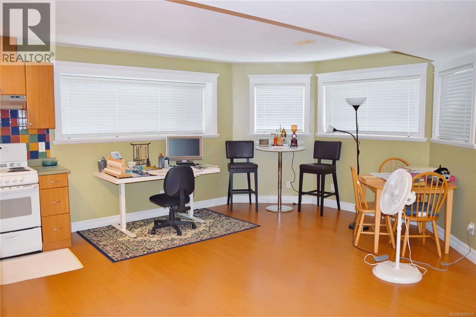  2201 ARBUTUS COVE Lane, Saanich