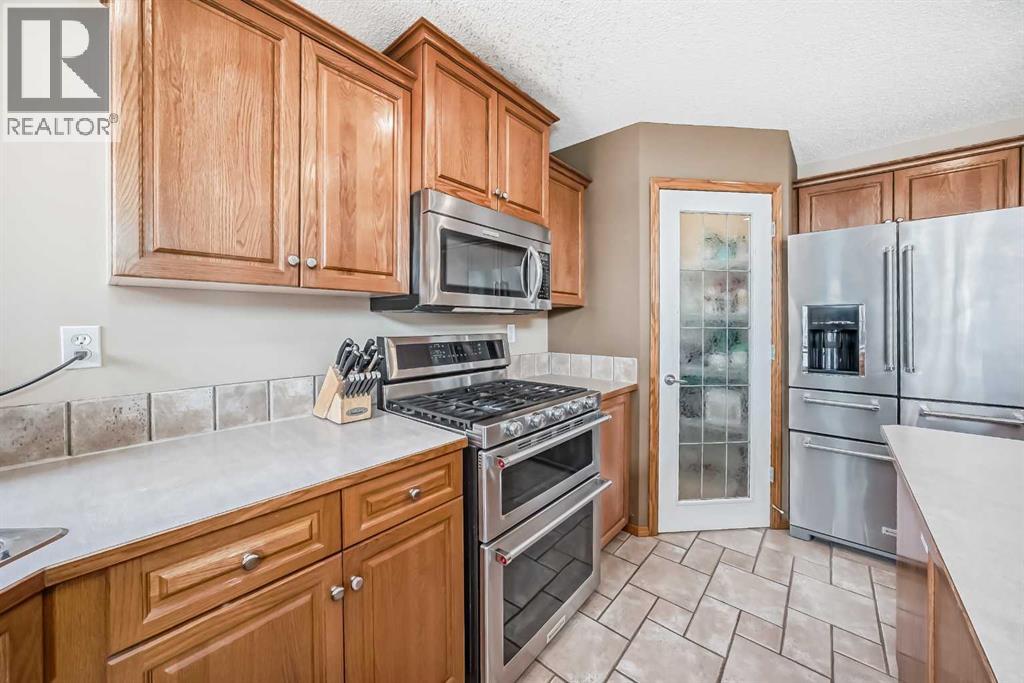 Single Family House for Sale in  Springbank Drive SW Springbank Hill Calgary 