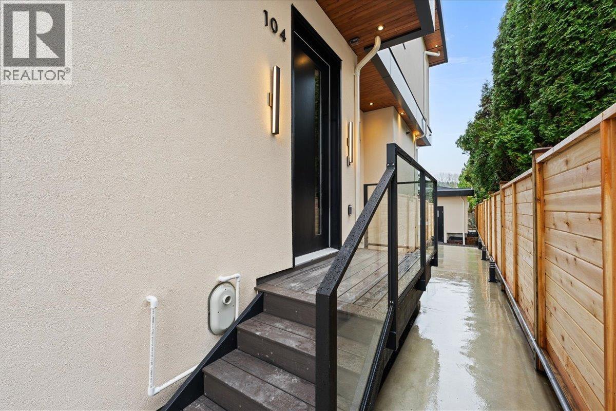 104 1518 HATTON Avenue - photo 2