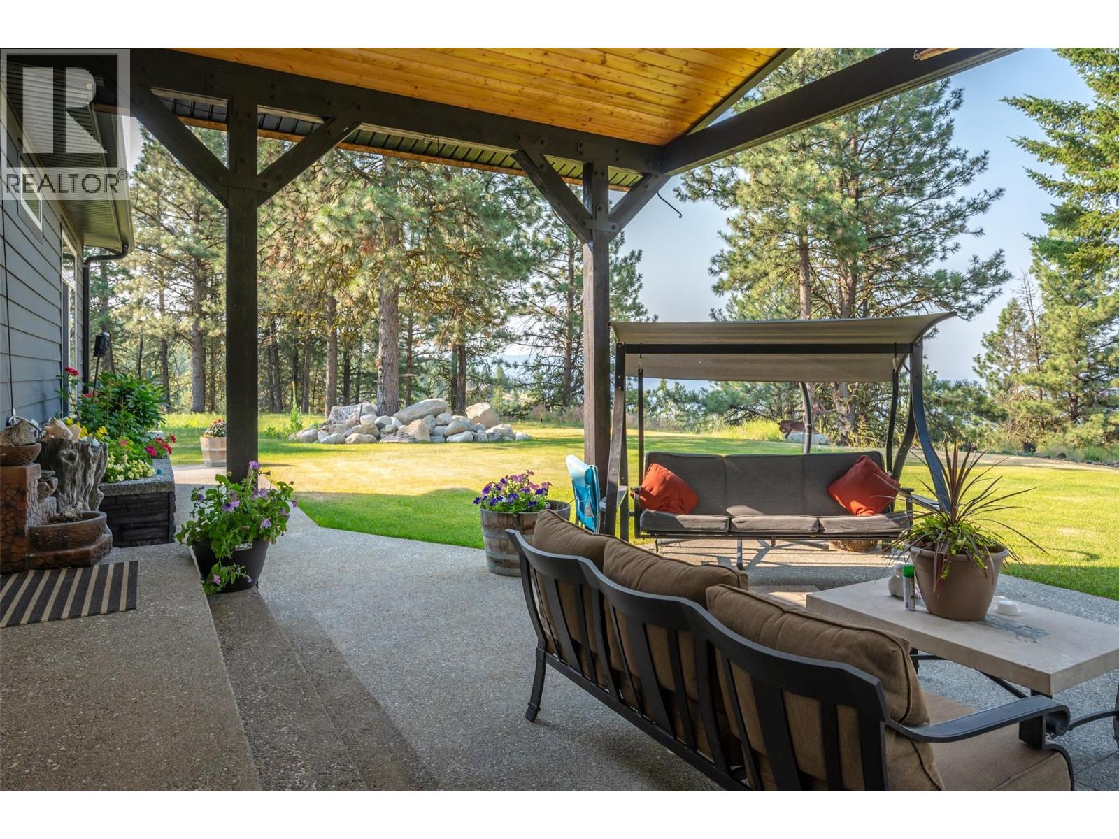 124 Sasquatch Trail, Osoyoos