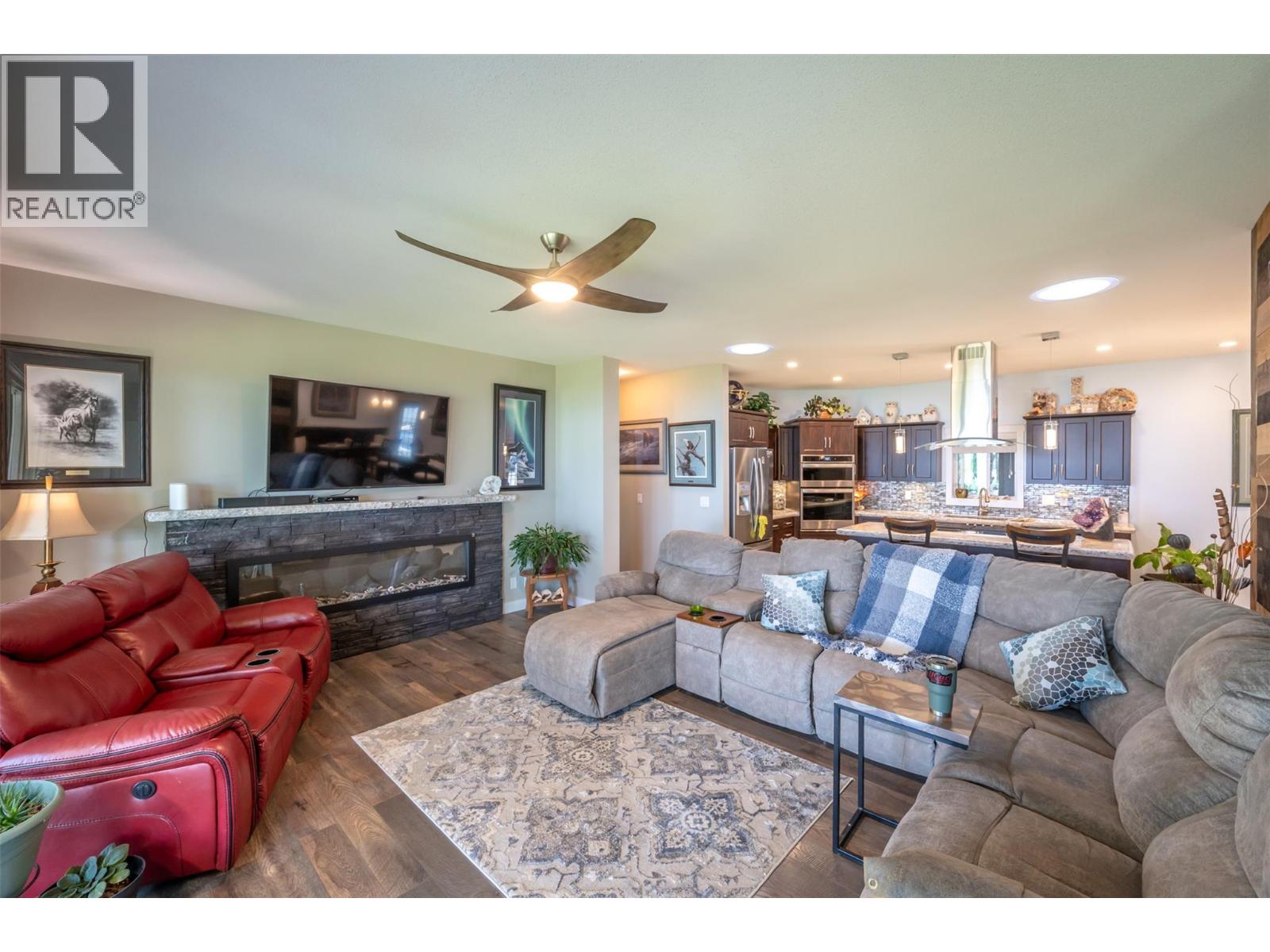 124 Sasquatch Trail, Osoyoos