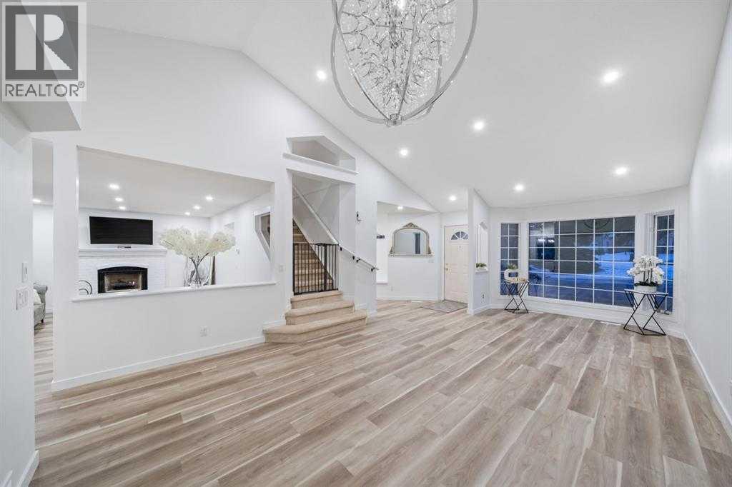 Single Family House for Sale in  Sandringham Close NW Sandstone Valley Calgary 