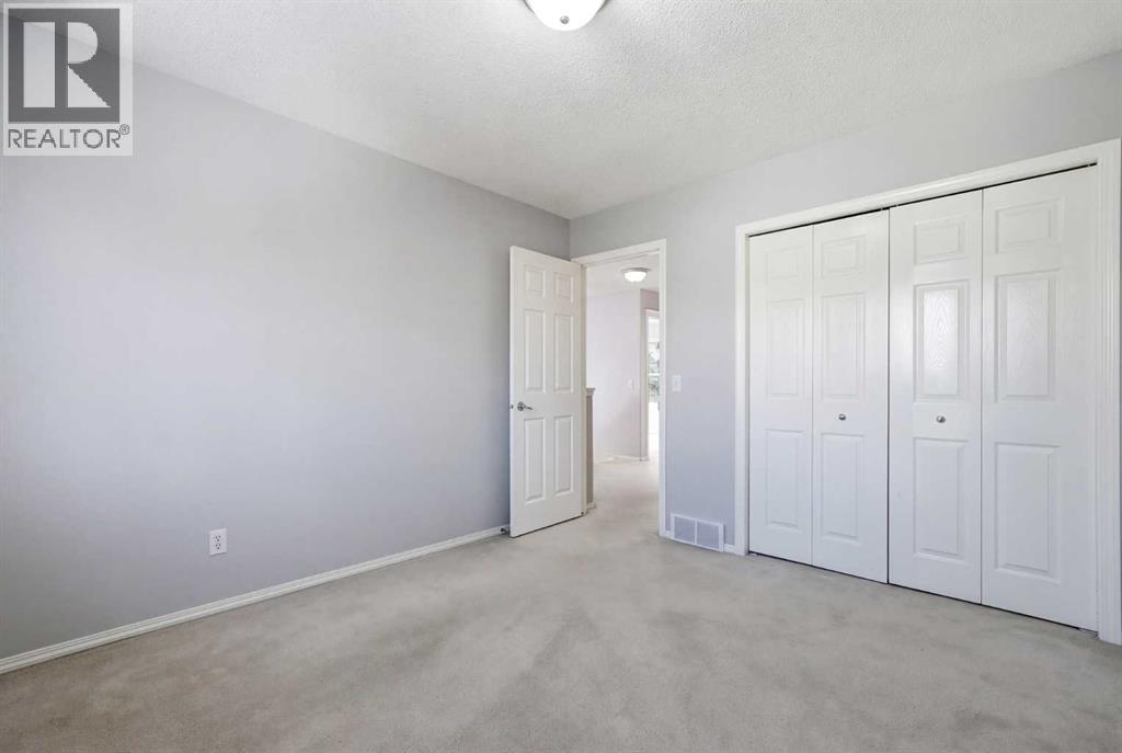 Single Family House for Sale in  Cranston Drive SE Cranston Calgary 