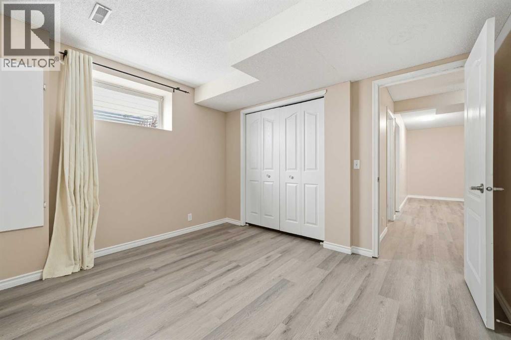 Single Family House for Sale in  Cranston Drive SE Cranston Calgary 