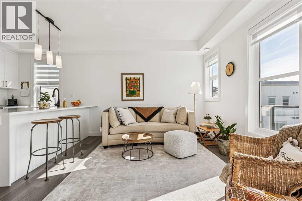 Single Family House for Sale in    Street SW Springbank Hill Calgary 