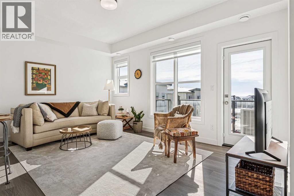 Single Family House for Sale in    Street SW Springbank Hill Calgary 