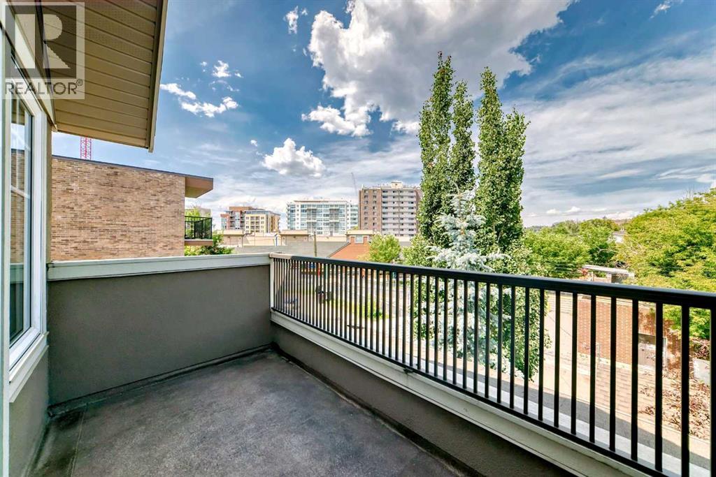 Single Family House for Sale in    Avenue NW Sunnyside Calgary 