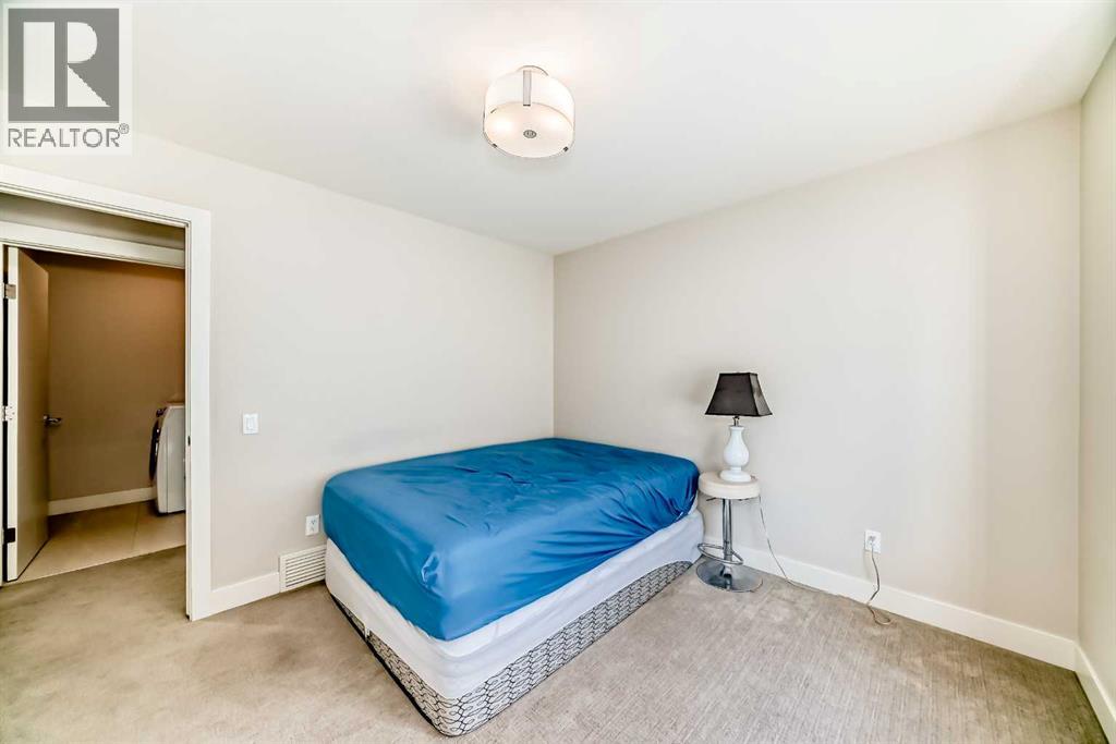 Single Family House for Sale in    Avenue NW Sunnyside Calgary 