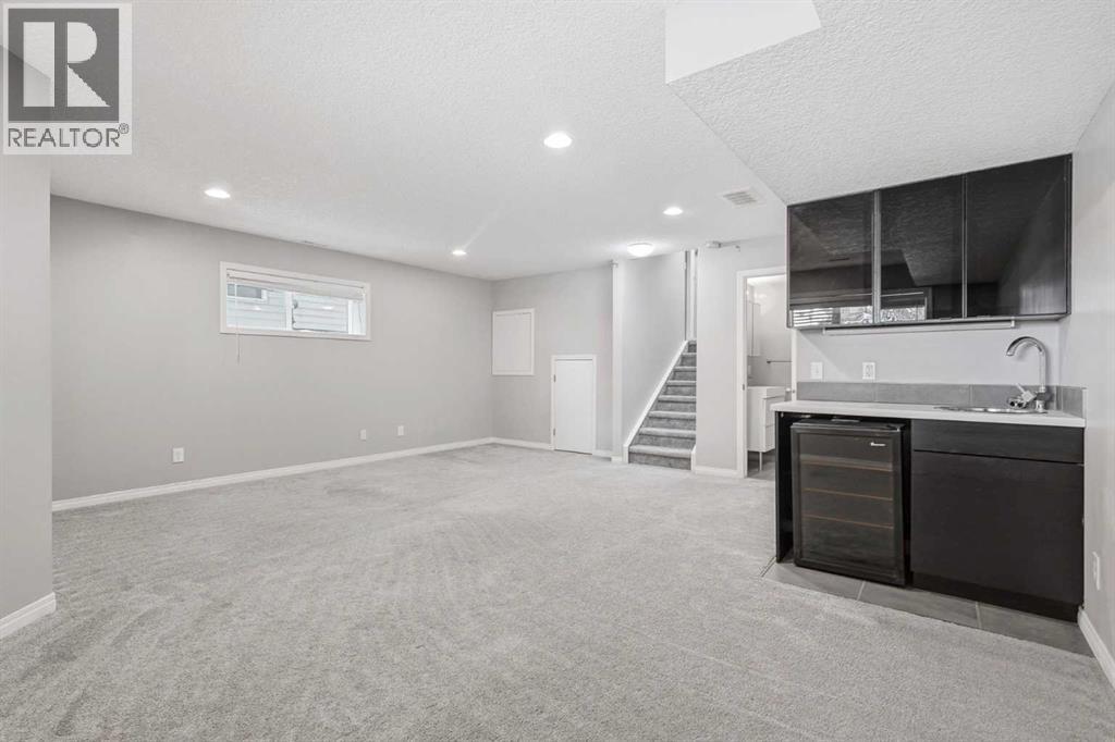 Single Family House for Sale in    Avenue SW Erlton Calgary 