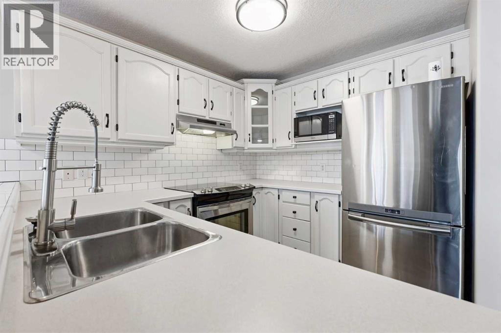 Single Family House for Sale in    Avenue SW Erlton Calgary 