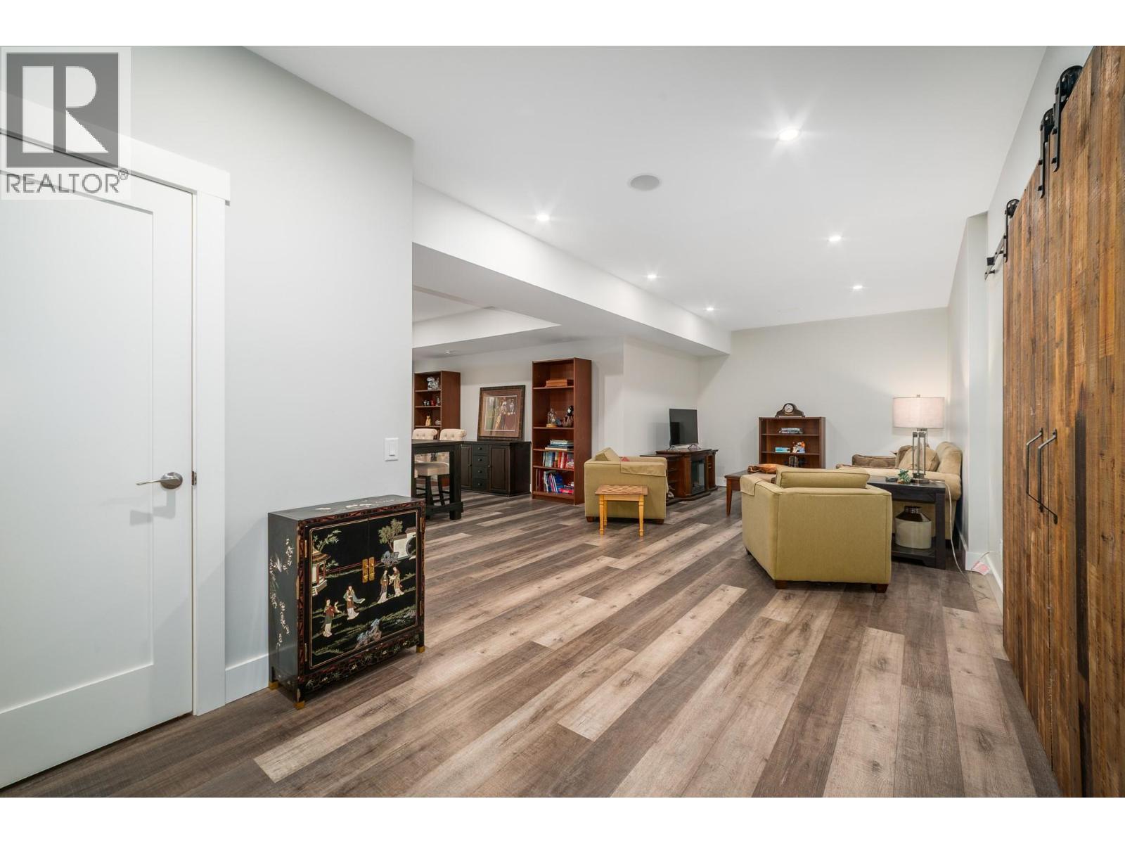  131 Skyland Drive, Kelowna