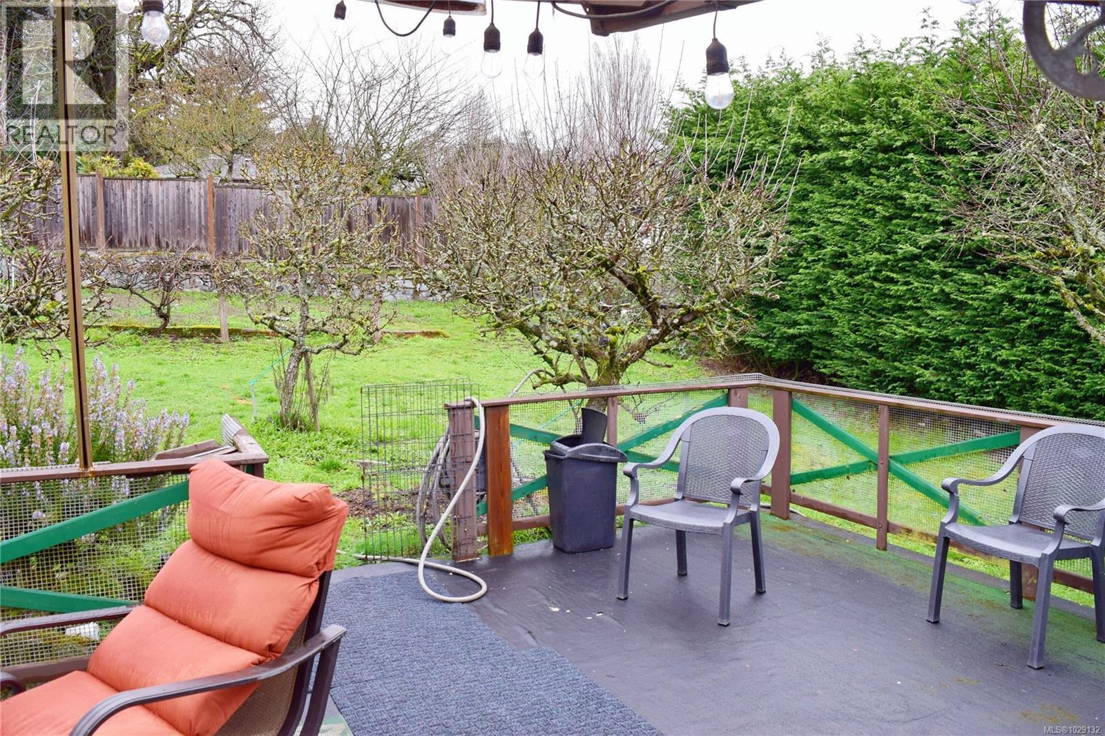 3803 MERRIMAN DR - 13