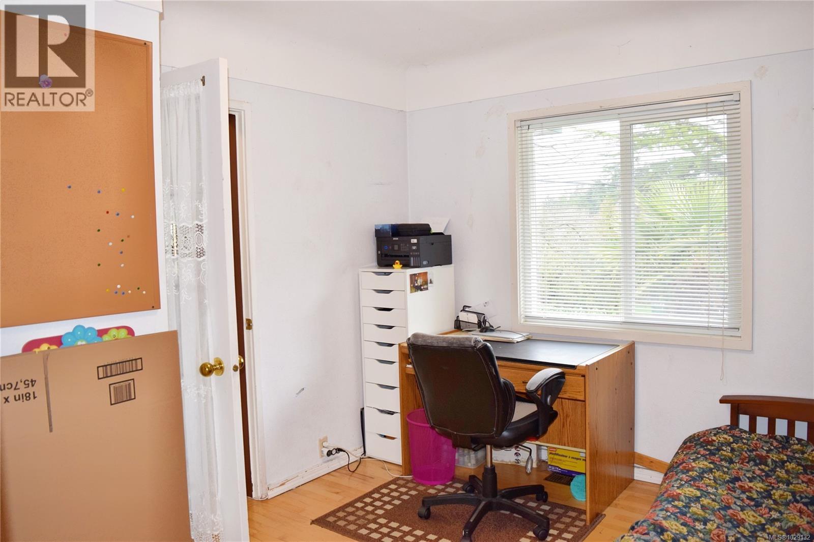 3803 MERRIMAN DR - 17