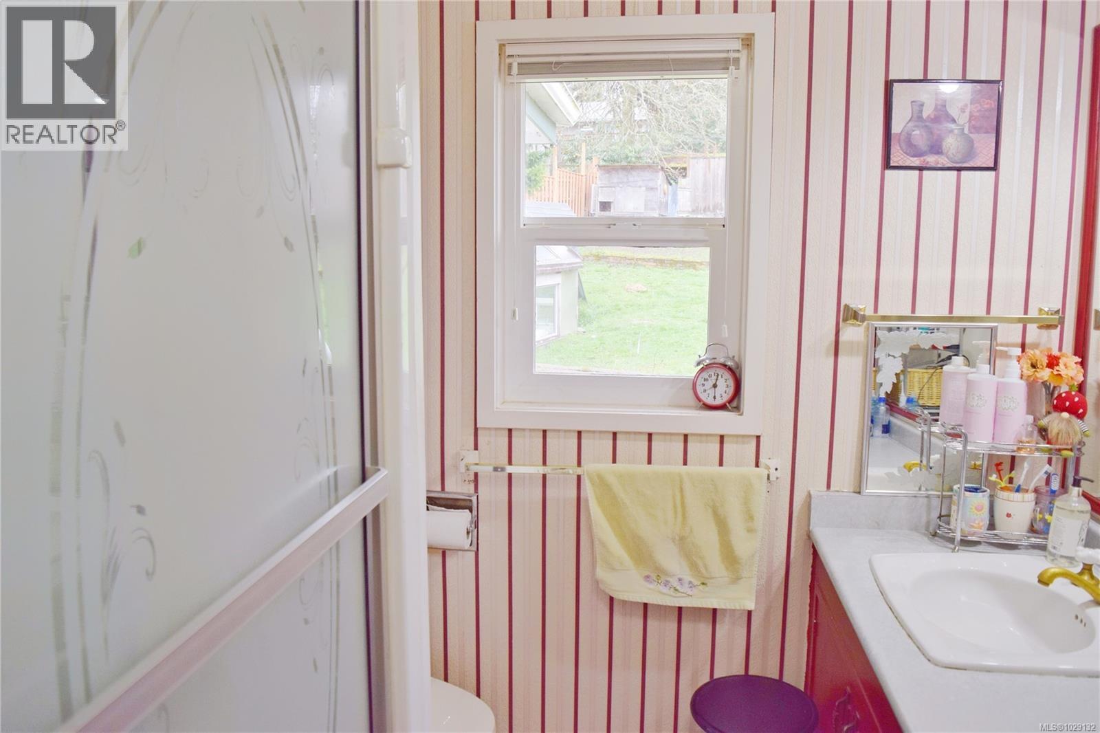 3803 MERRIMAN DR - 24