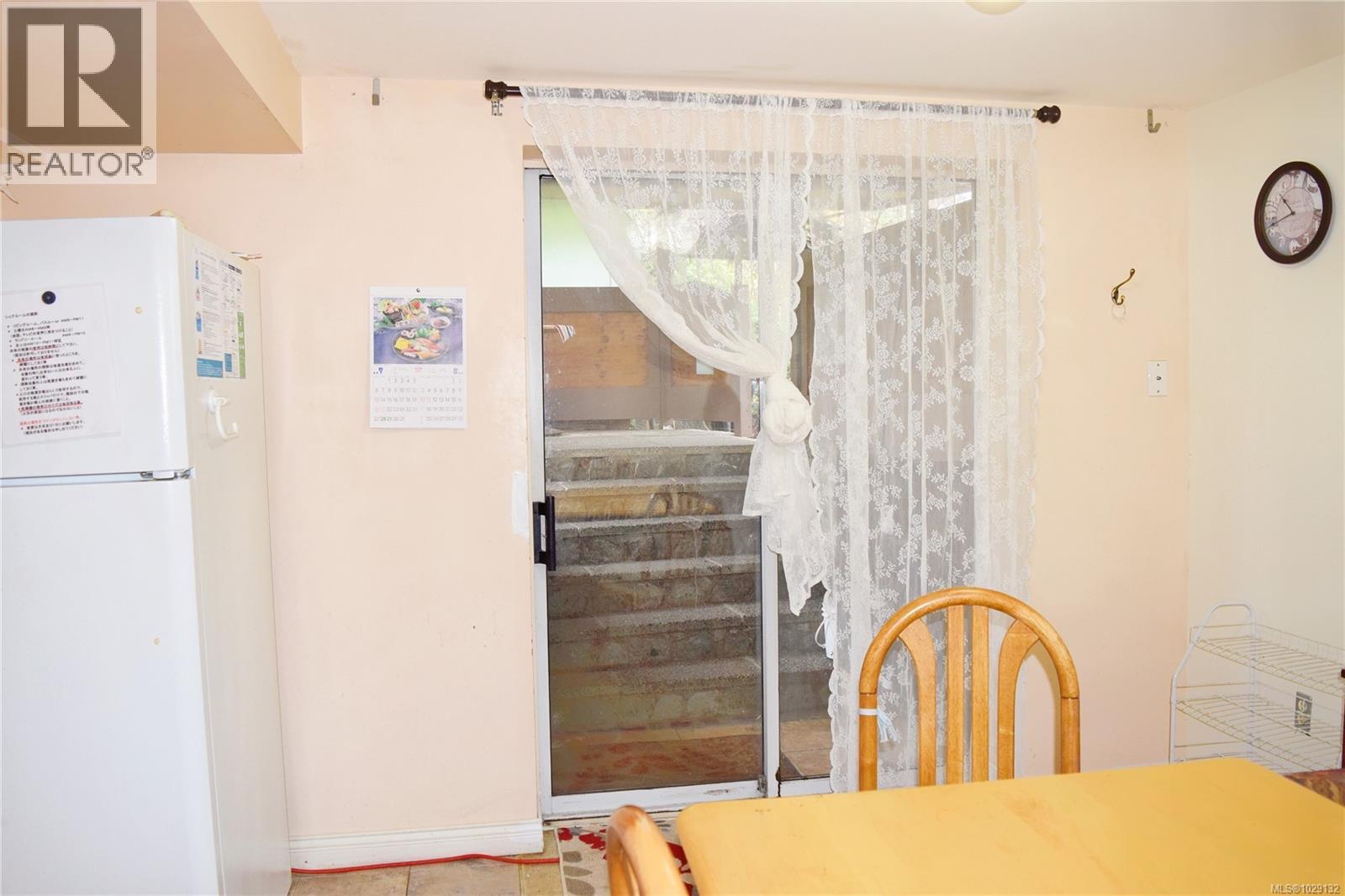 3803 MERRIMAN DR - 26