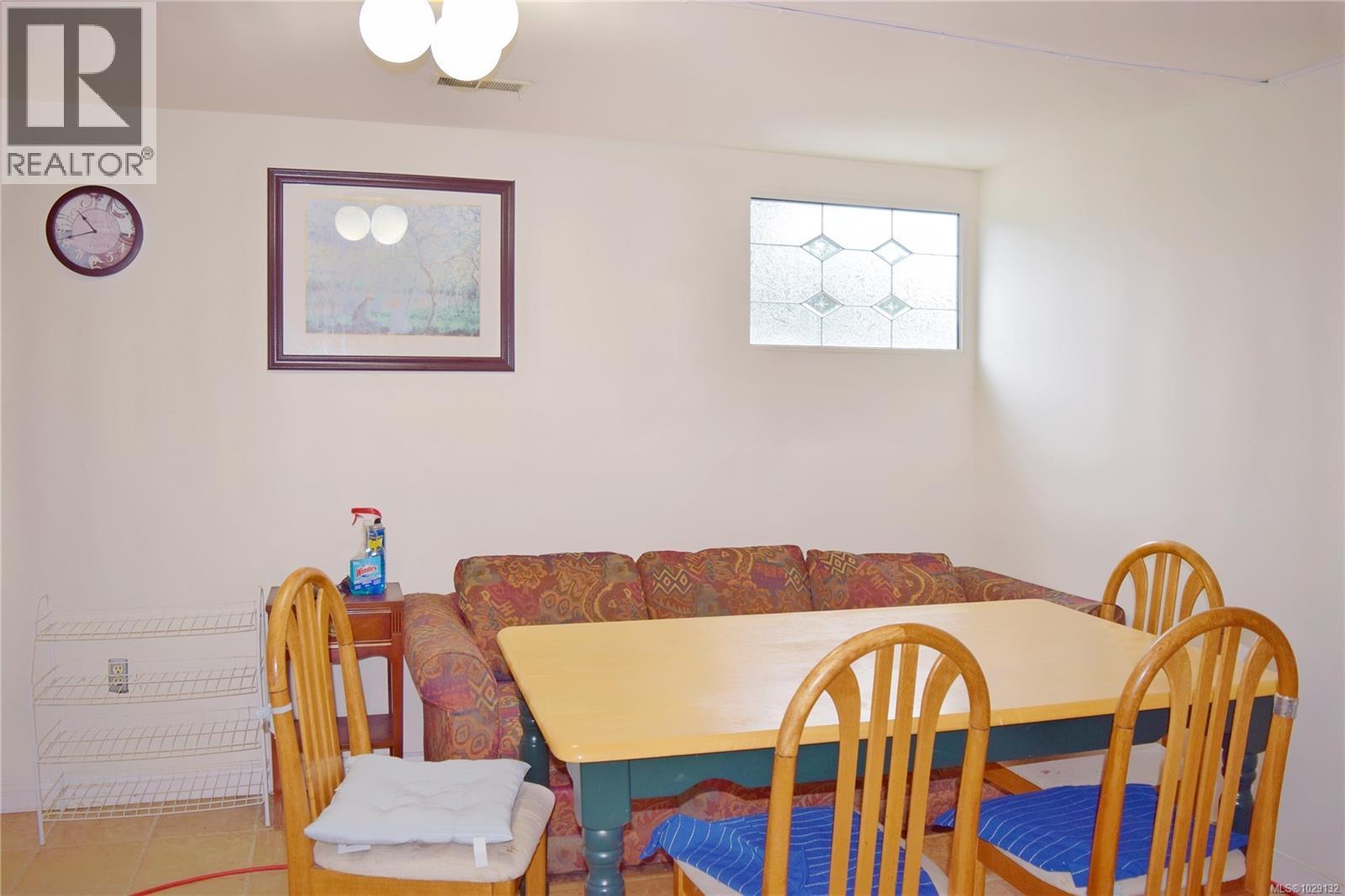 3803 MERRIMAN DR - 28