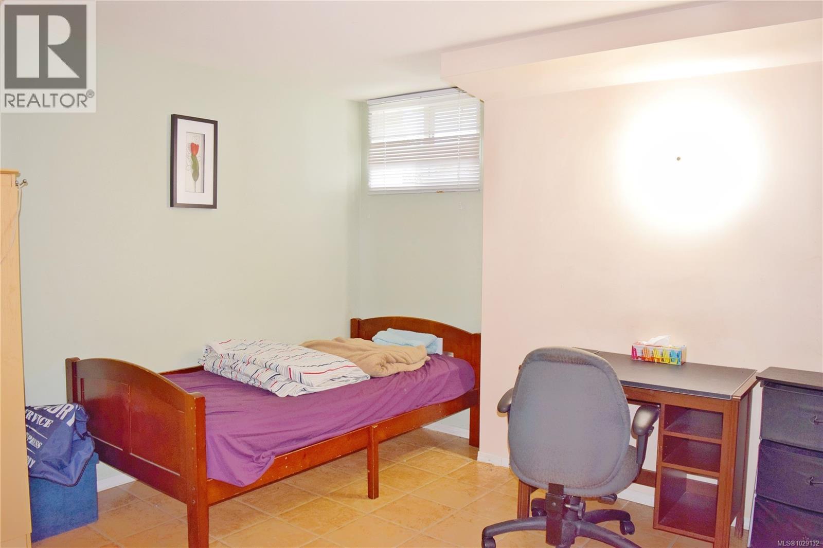 3803 Merriman Dr - 34