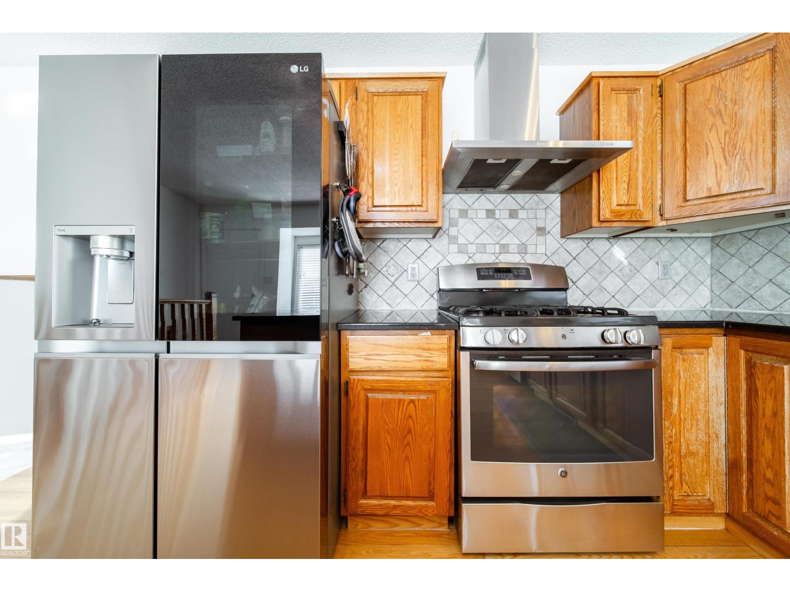 18007 57 AV NW - 15