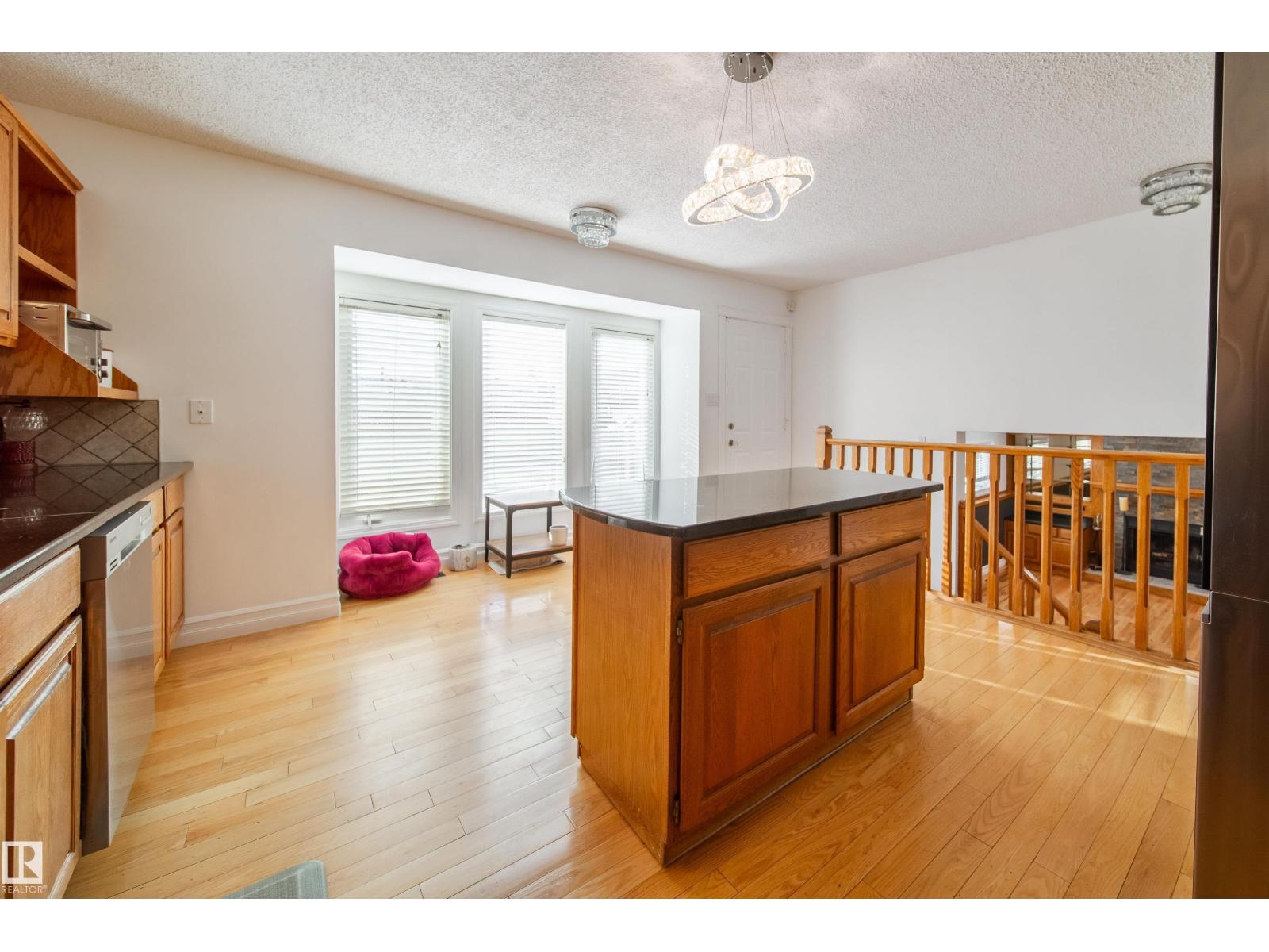18007 57 AV NW - 16
